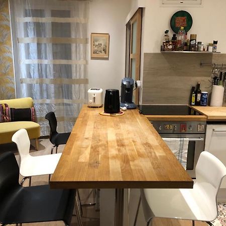 47M2 Calme Au Coeur De Paris Apartment Luaran gambar